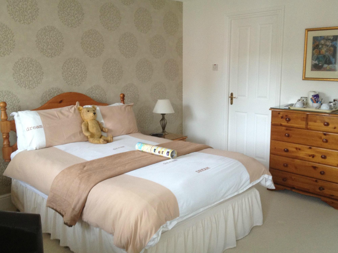 Yew House Bed and Breakfast主图