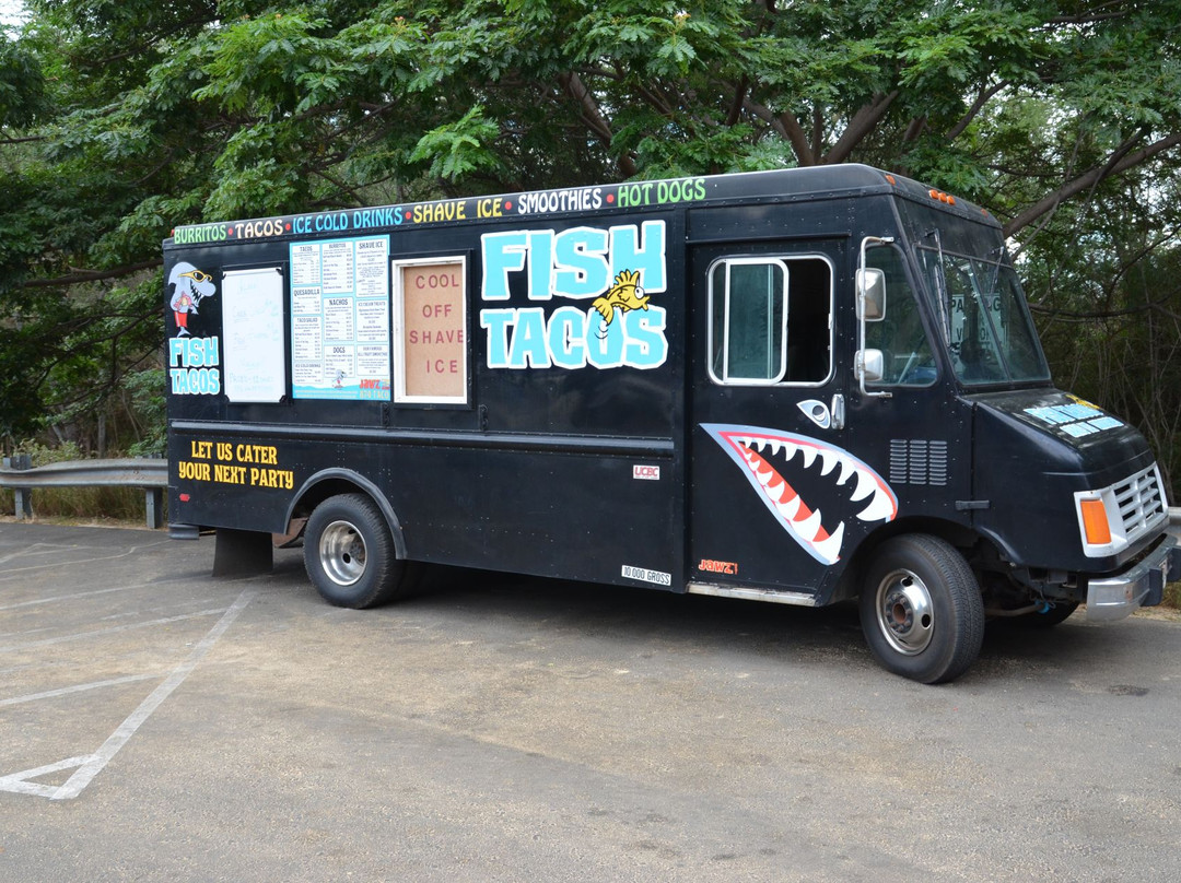 尼拉海滩-维雷亚必去景点