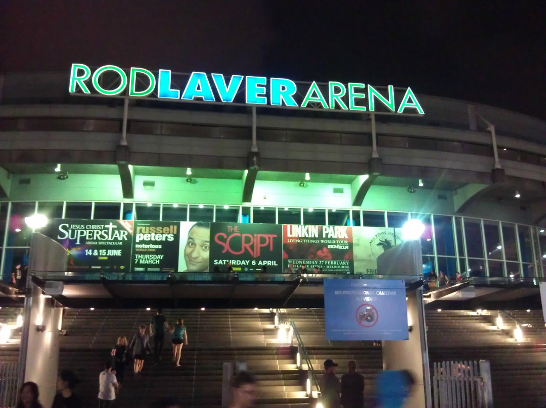 拉佛球场-墨尔本必去景点