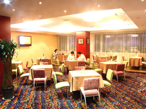 二月二商务酒店主图