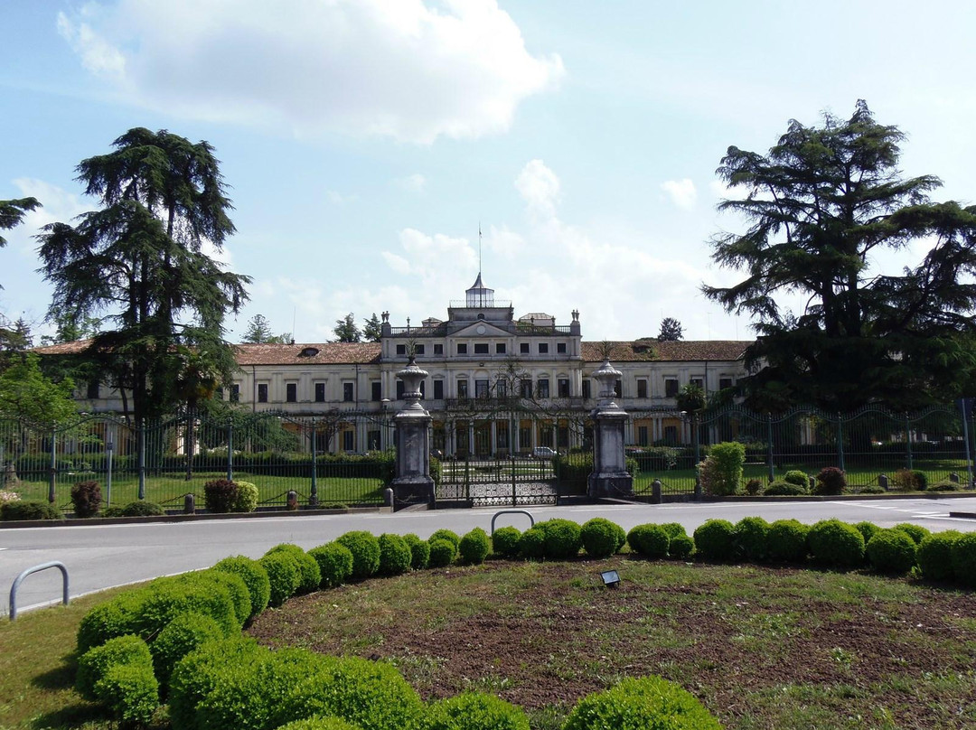 Villa Imperiale Park景点图片