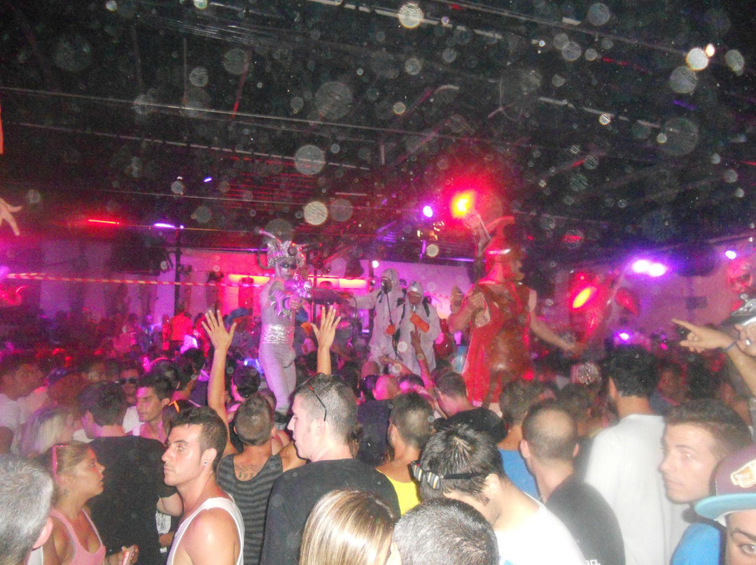 Row14-比拉德坎斯必去景点