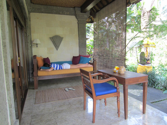 阿拉姆香缇酒店主图