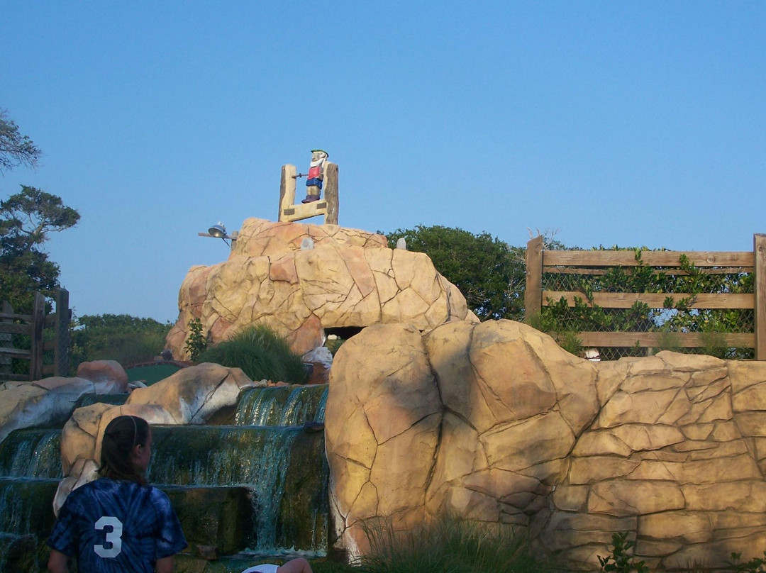 Emerald Forest Golf景点图片