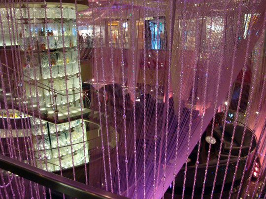 The Chandelier-Paradise必去景点