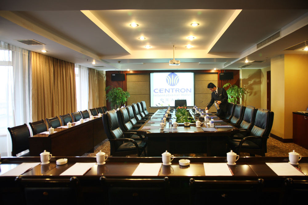 中元大酒店主图