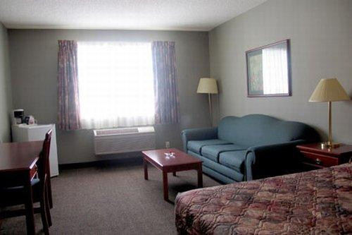 Days Inn by Wyndham Whitecourt主图