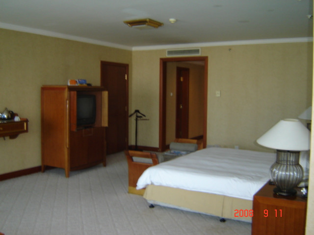 沈阳中山皇冠假日酒店主图