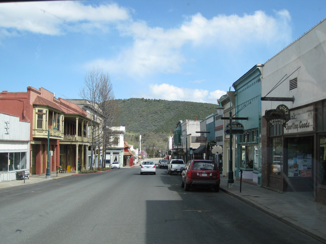 West Miner Street Historic District-怀里卡必去景点