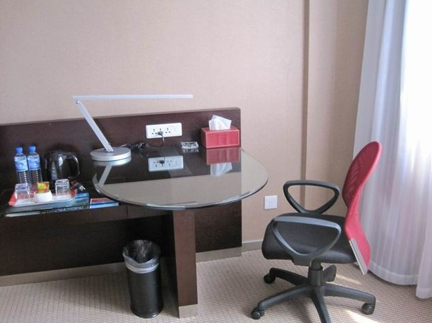 杭州西湖艺联君亭酒店(黄龙体育中心地铁口店)主图