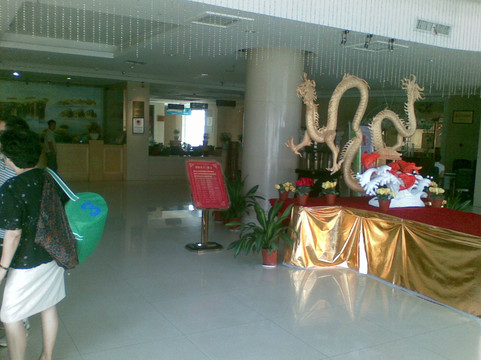 崇阳银海大酒店主图