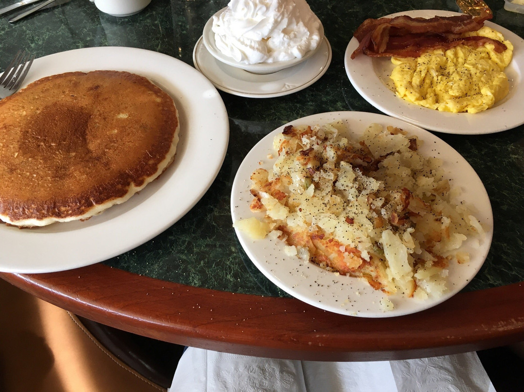 Union Plaza Diner & Restaurant