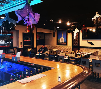 Taino's Cafe & Lounge