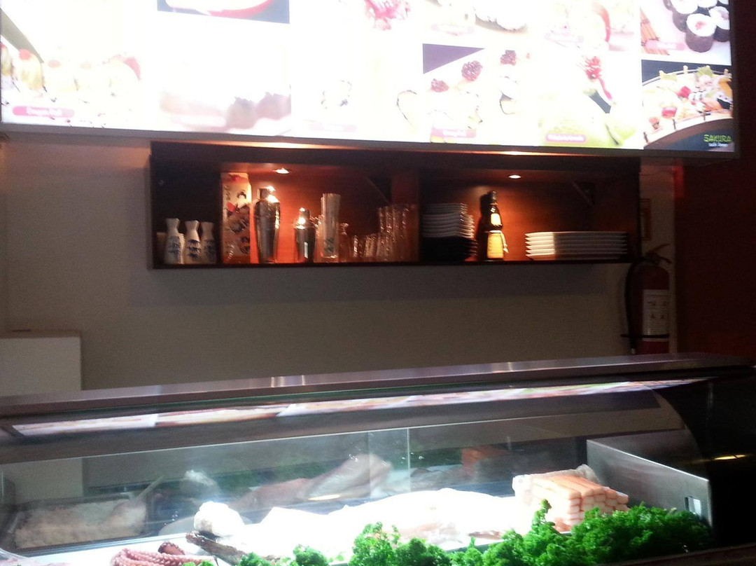 Sakura Sushi Lounge