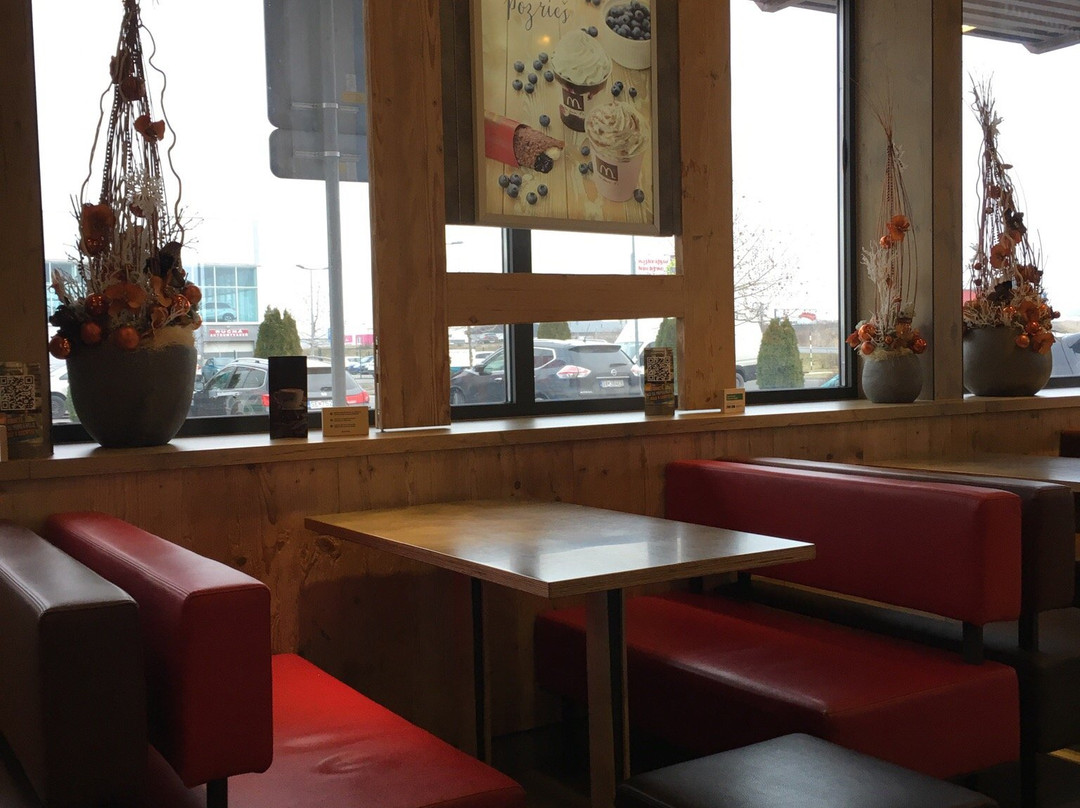 Sered'餐馆和美食-McDonald's