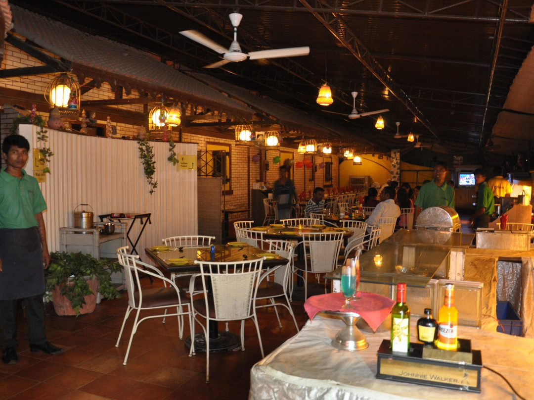 Pithora Garden Restaurant