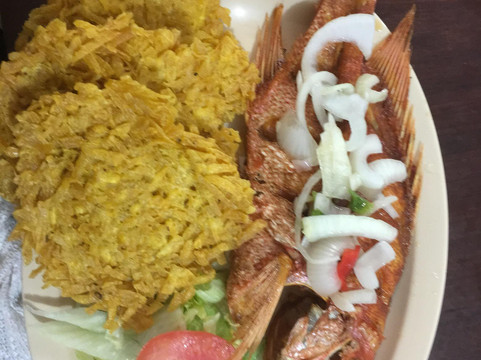 Las Piedras餐馆和美食-Puerta Del Mar