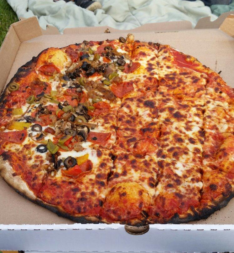 Alma餐馆和美食-Suncrest Gardens Farm