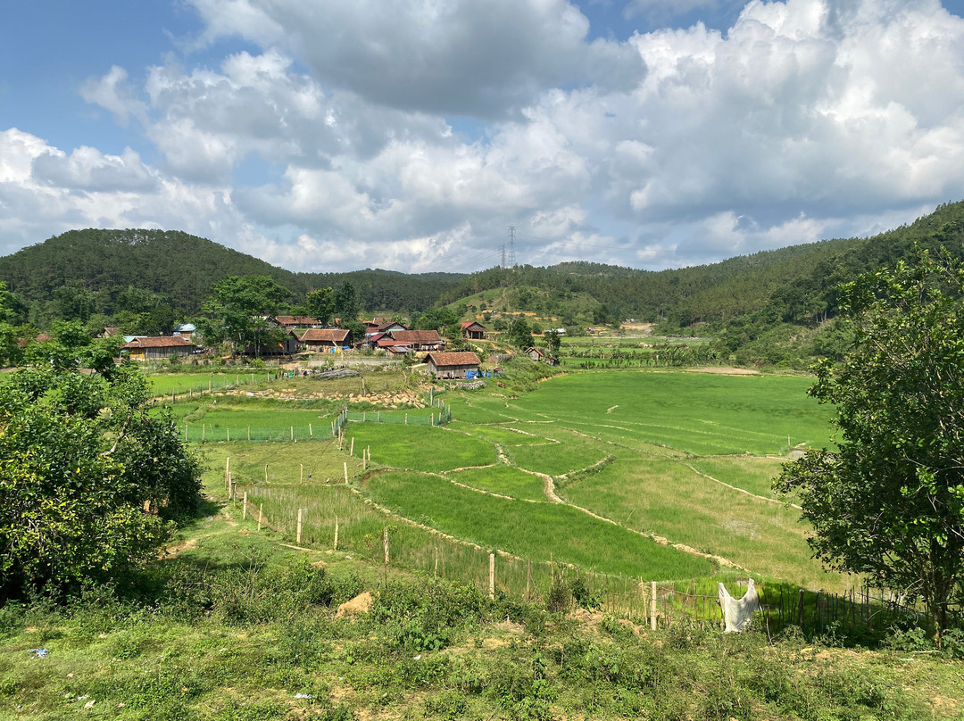 Highland Eco Tours-昆嵩必去景点