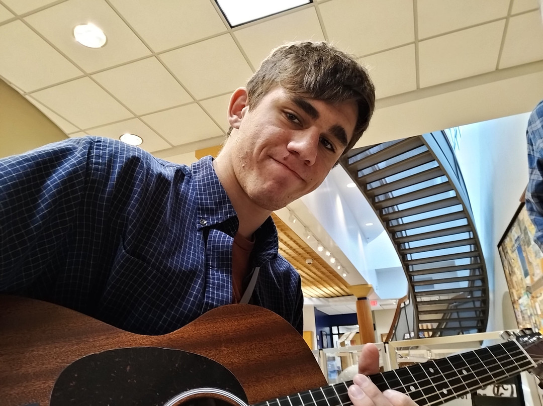 Martin Guitars景点图片