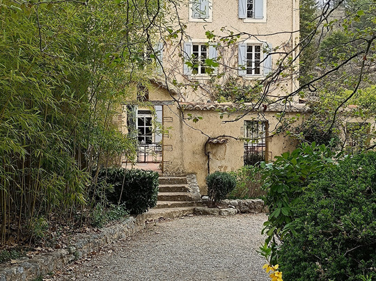 Le Monastere de Segries主图