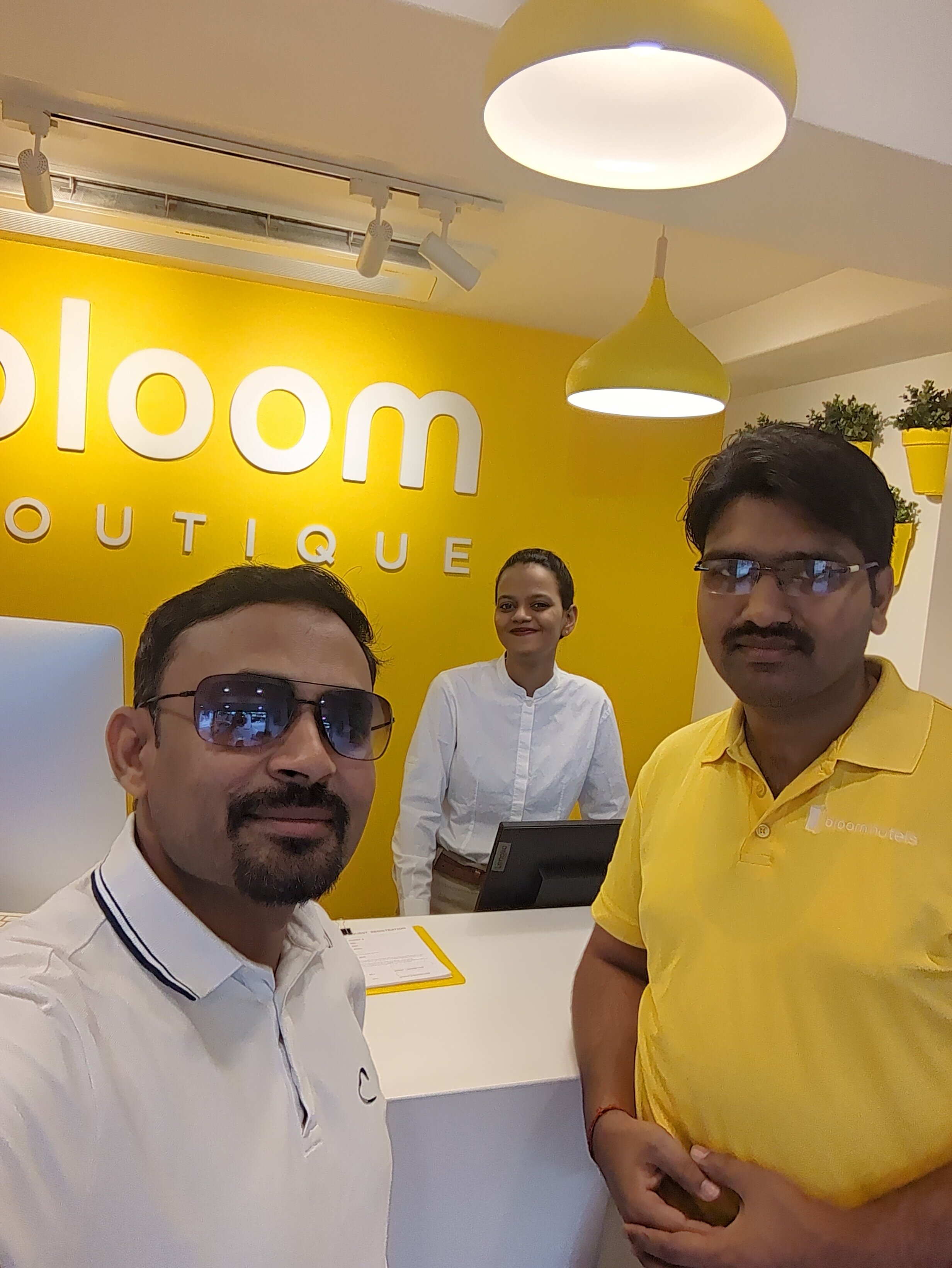 Bloom Boutique - Bandra-官方