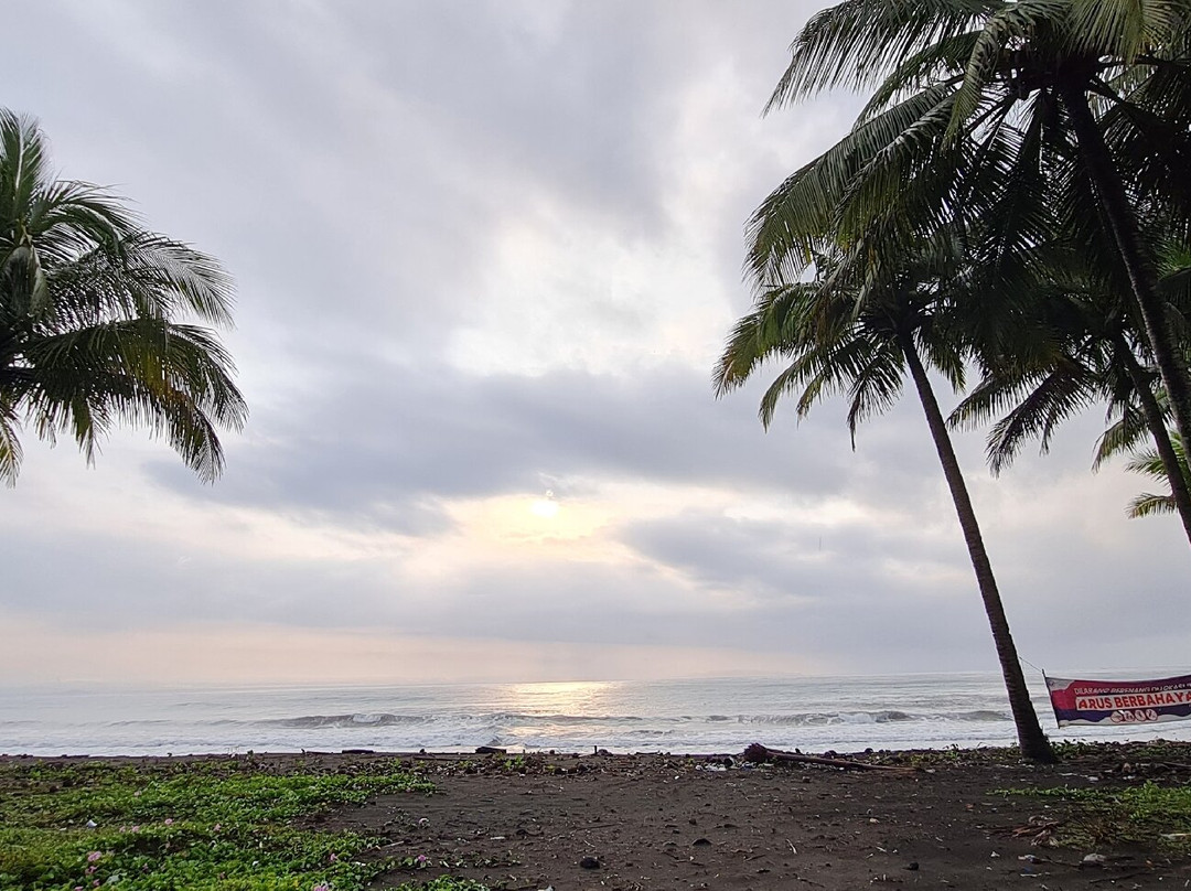 Sunrise Resort Batu Karas Hotel主图