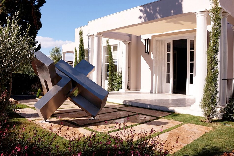 Isolina Arbulu Art Gallery-马贝拉必去景点