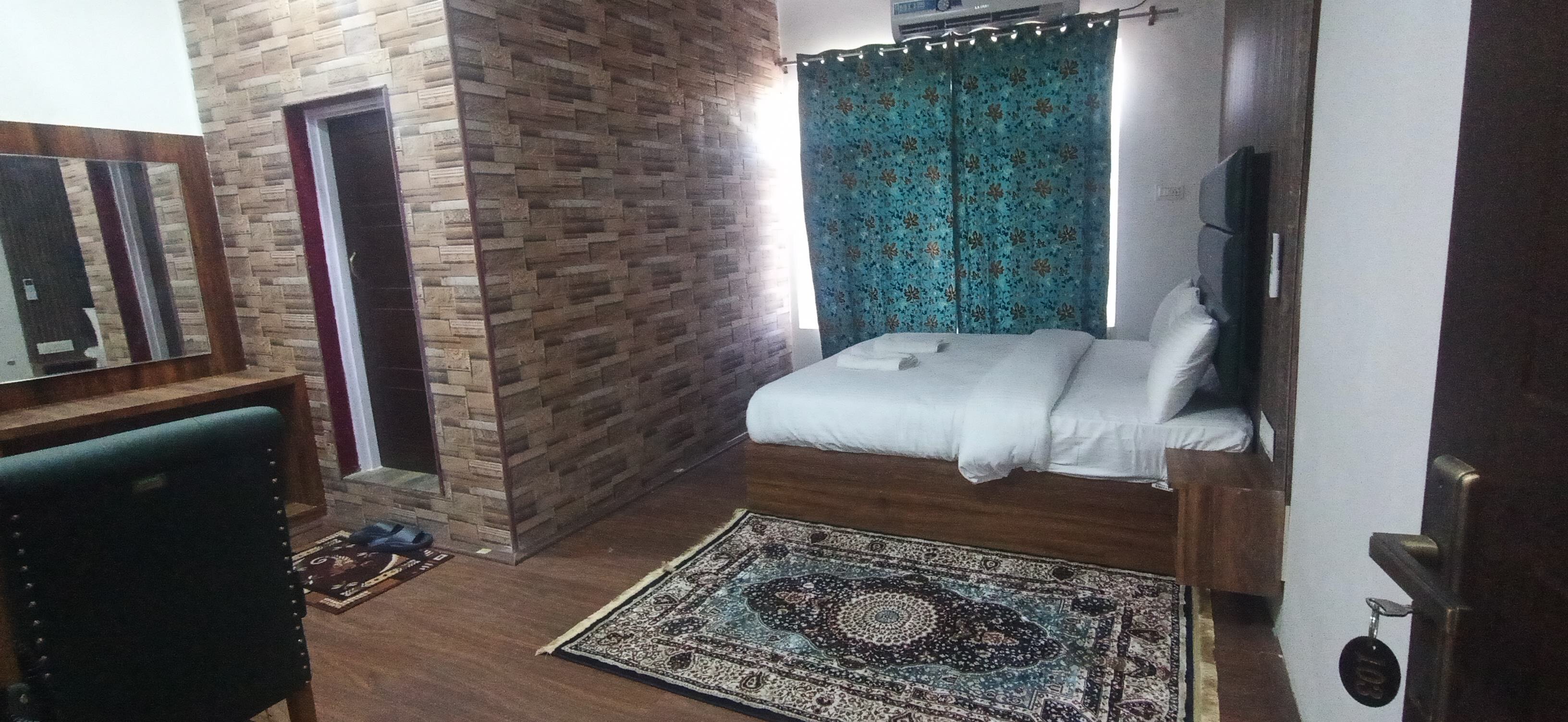 Pandith Exotics Hotel And Restaurant-官方