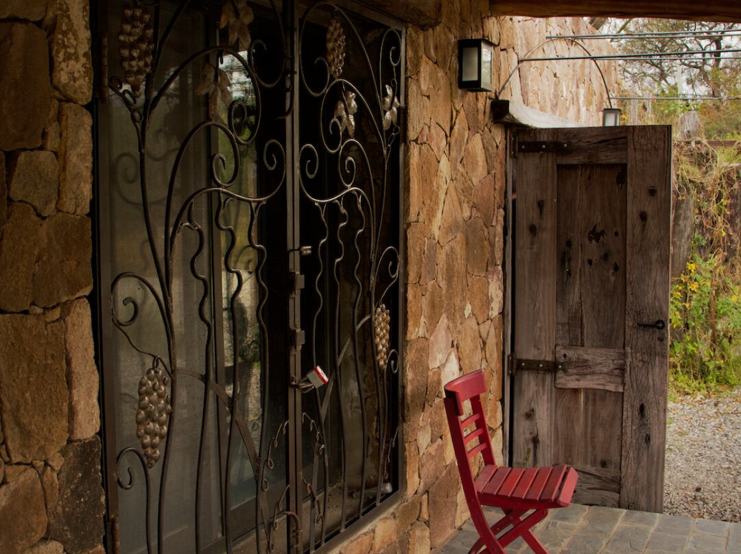 Bodega Kirton-Luyaba必去景点