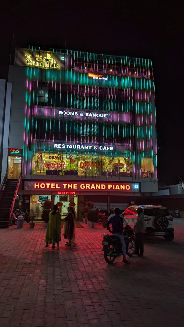 Hotel The Grand Piano - Best Business Hotel In Patan-浴室