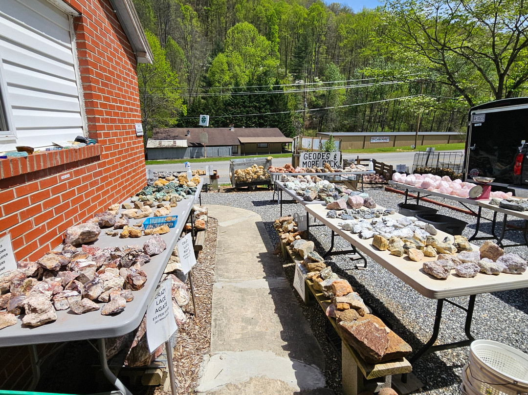 Rockhound Ridge Gem Mine-Sylva必去景点