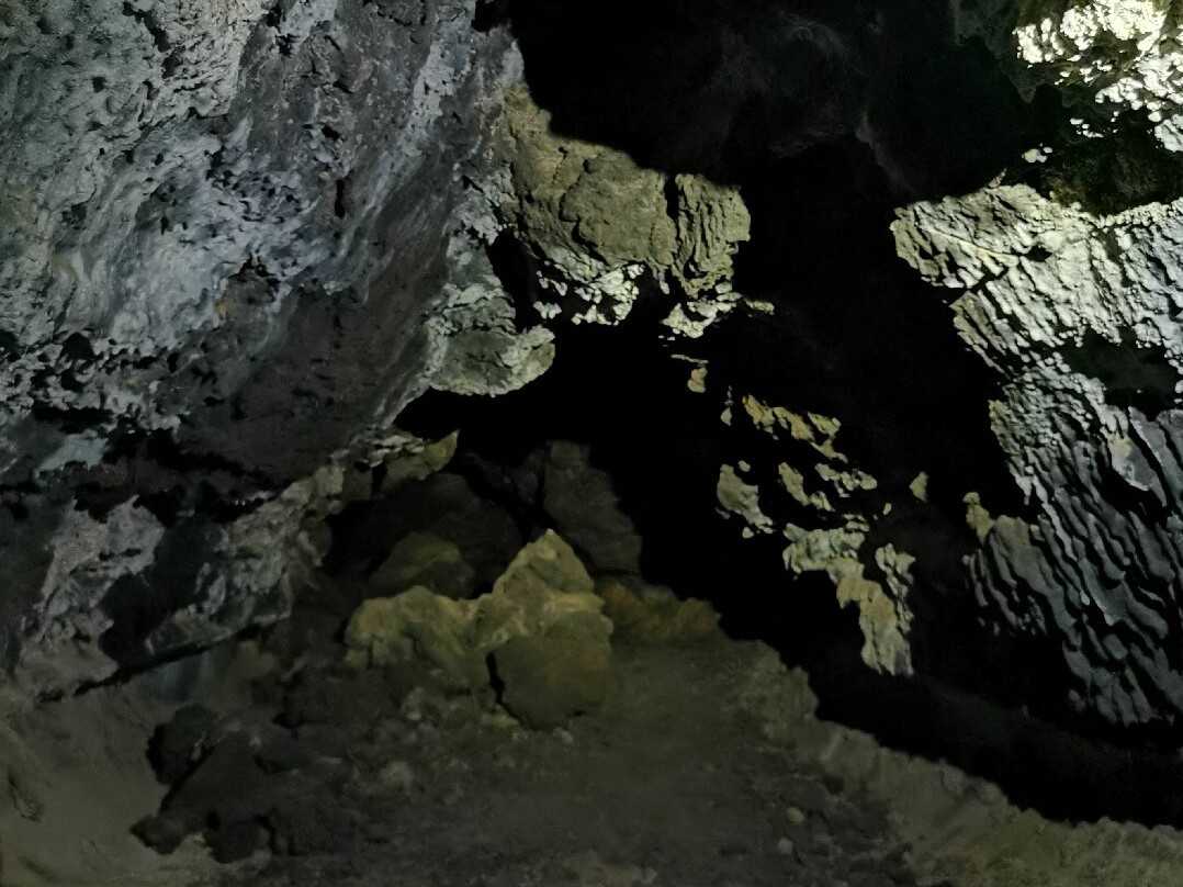 Las Cuevas de  El Hierro  Excursiones-Frontera必去景点