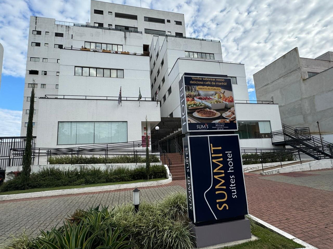 Summit Suítes Hotel Cruzeiro