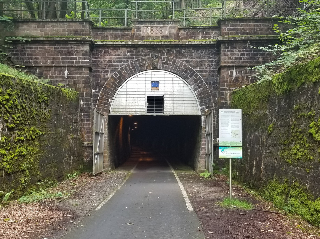 Milsenburgradweg-Petersberg必去景点