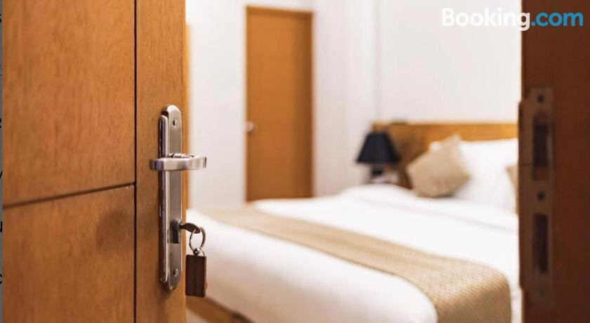 Suffix Retreat - Stay, Dive & Explore Fuvahmulah