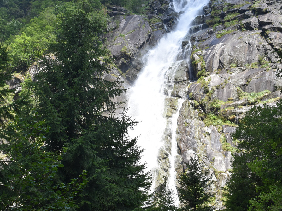 Cascate Val Genova景点图片
