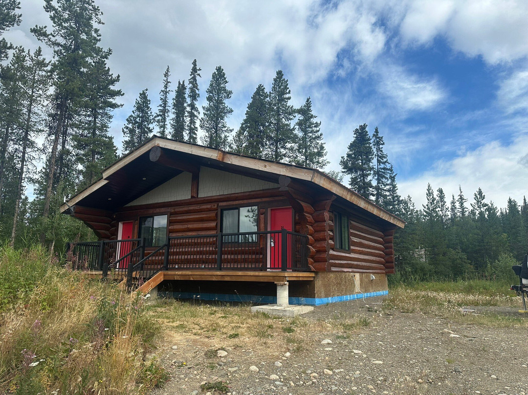 Arctic Divide Lodge主图