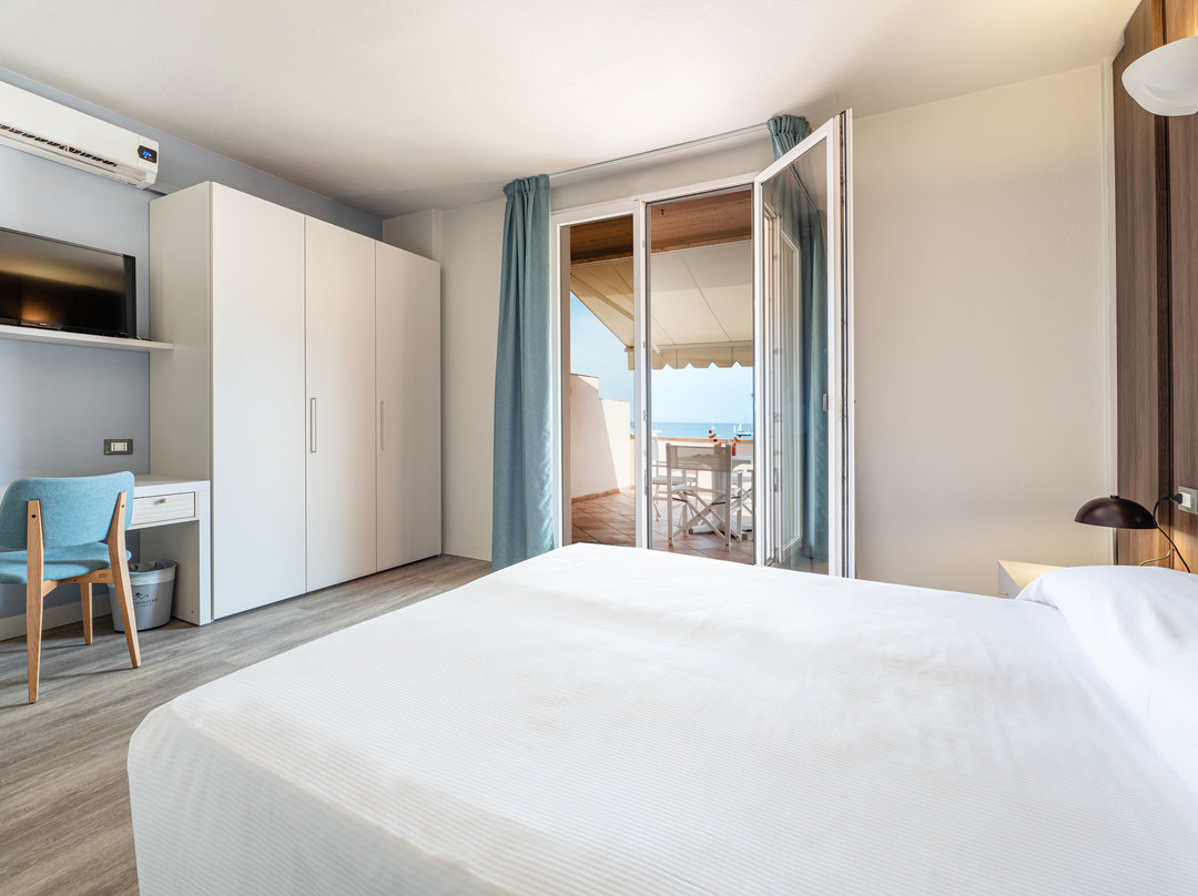 Hotel Riva del Sole主图