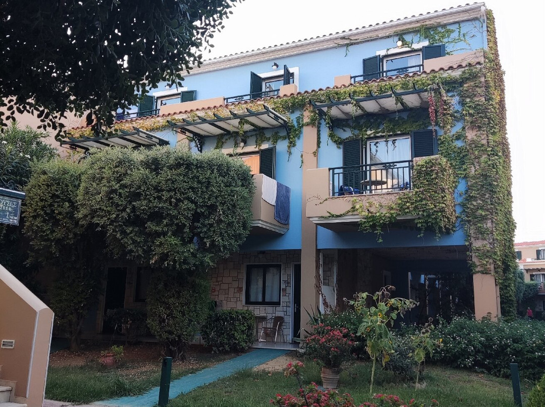 Mediterranean Beach Resort主图