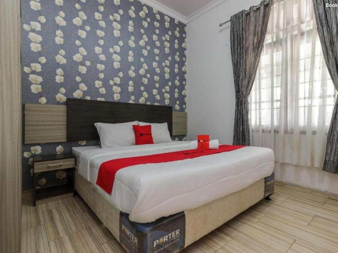 RedDoorz near Pantai Panjang Bengkulu