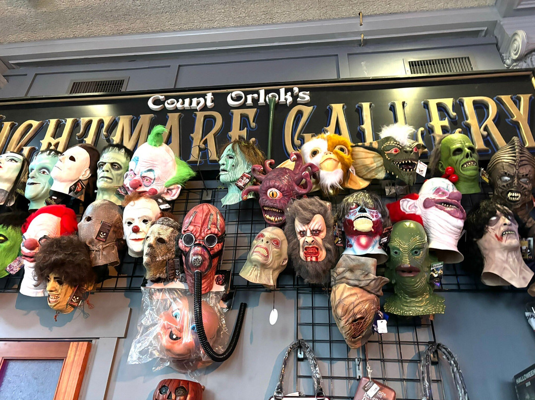 Count Orlok's Nightmare Gallery景点图片