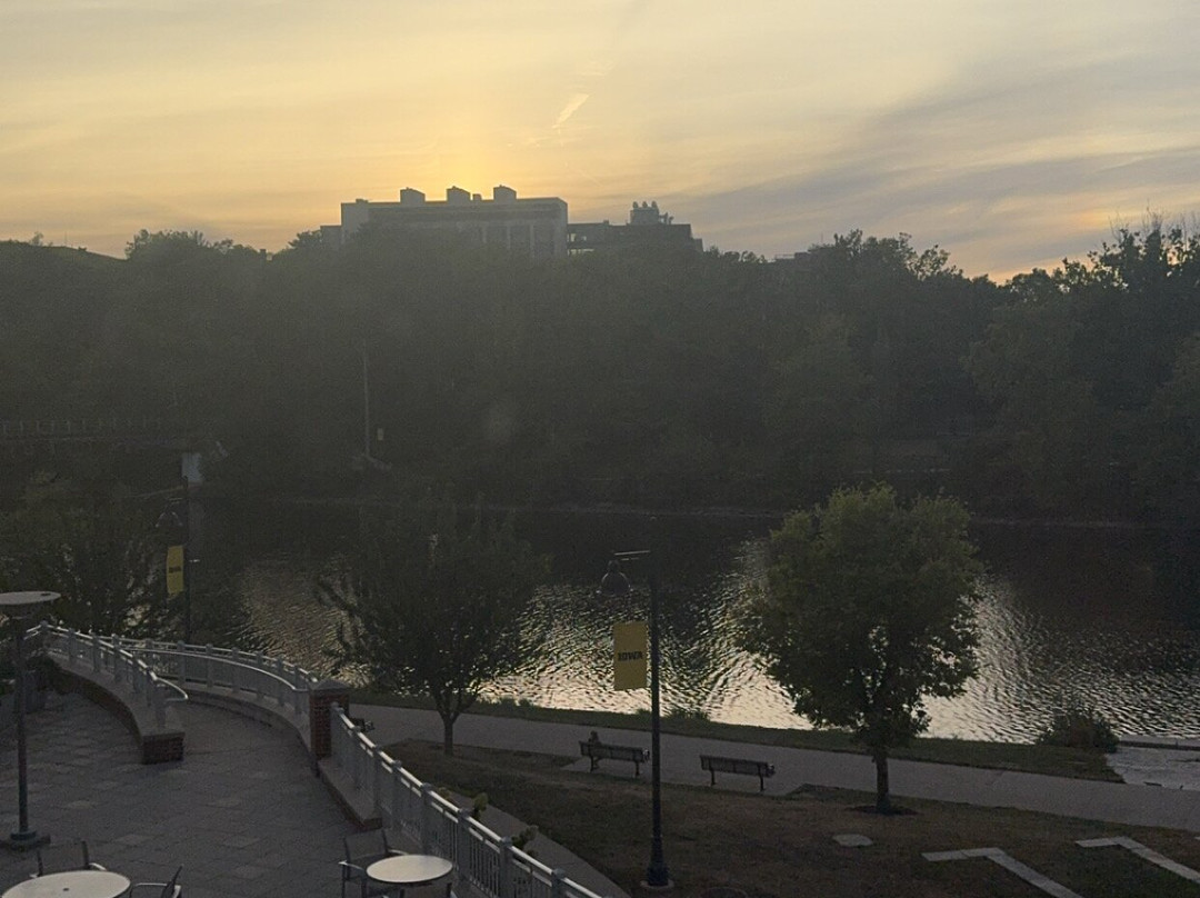 Iowa House Hotel主图