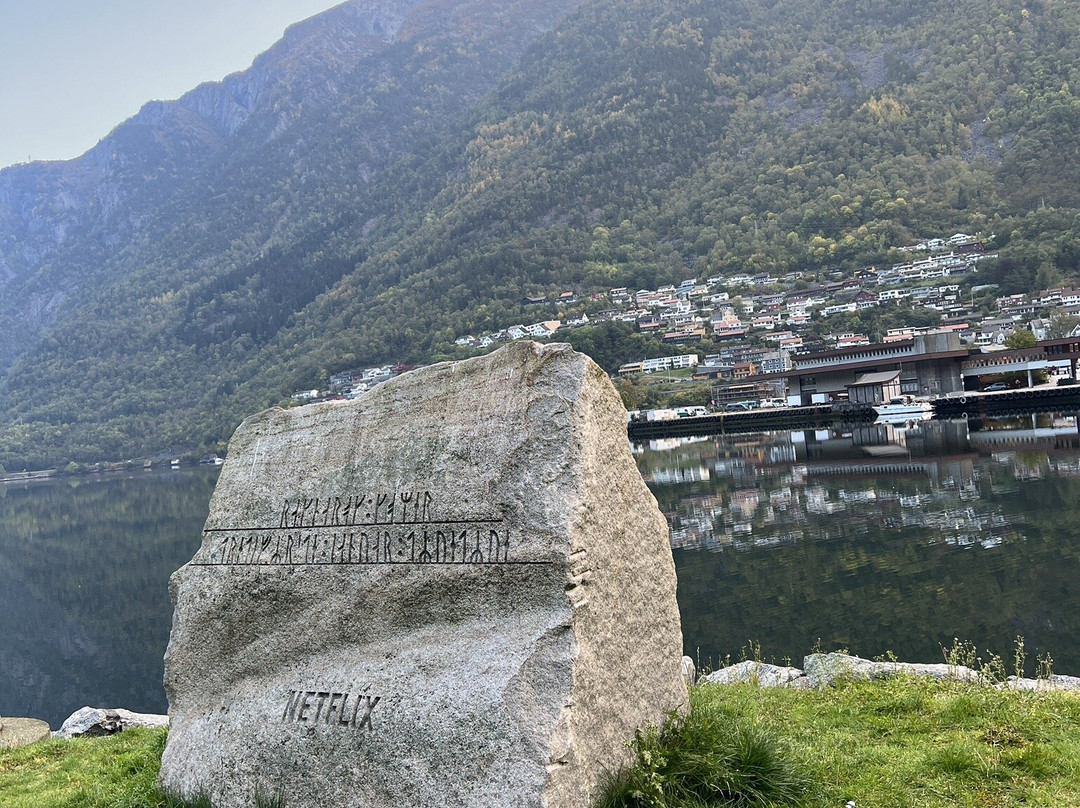 Tyssedal and Skjeggedal Valley景点图片