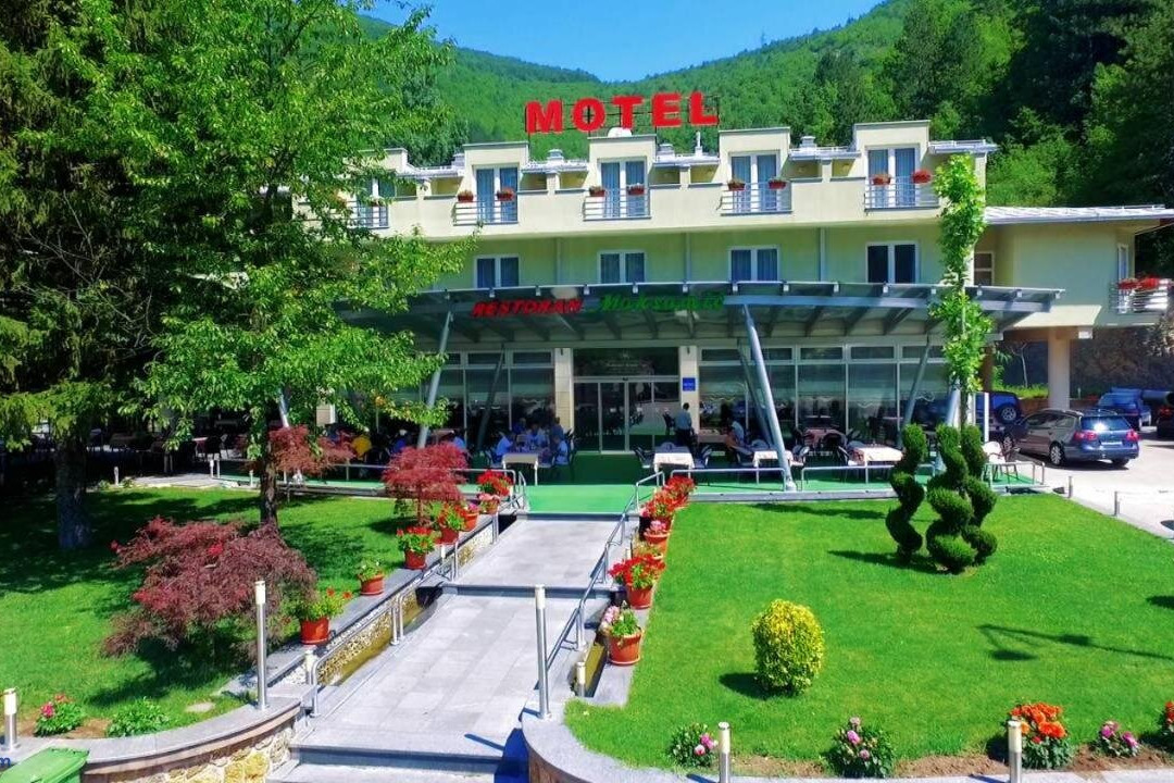 Motel Maksumić