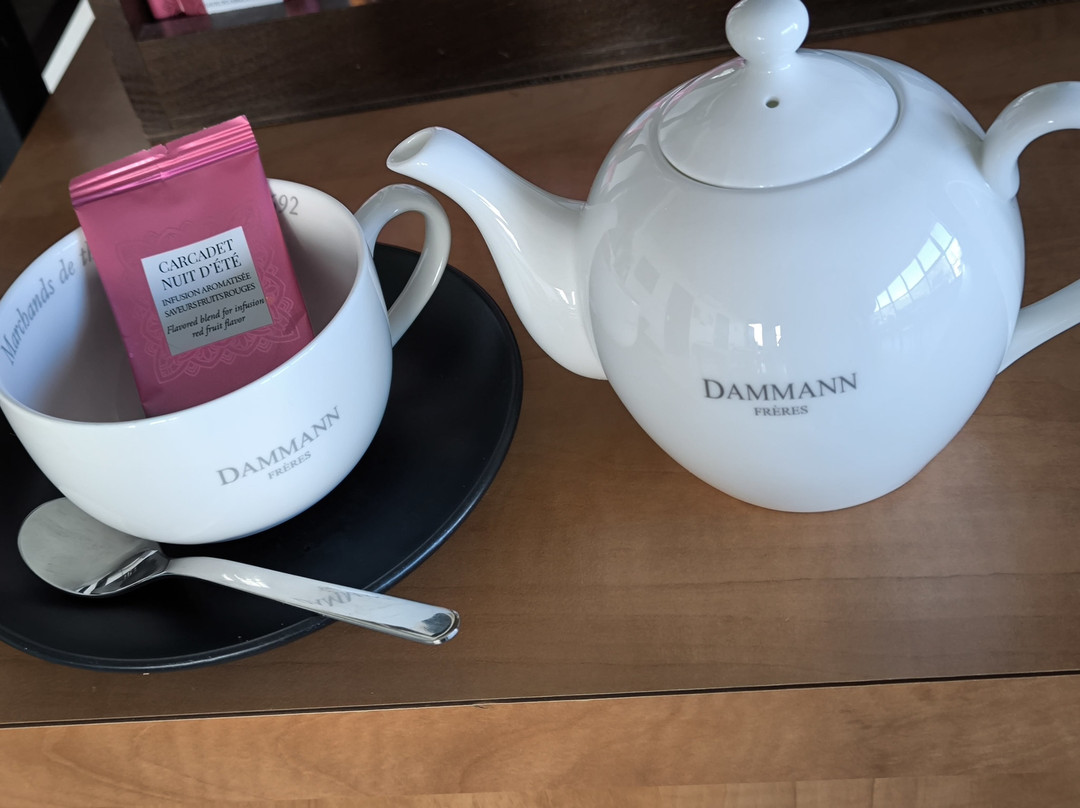 Hotel le Laury's主图