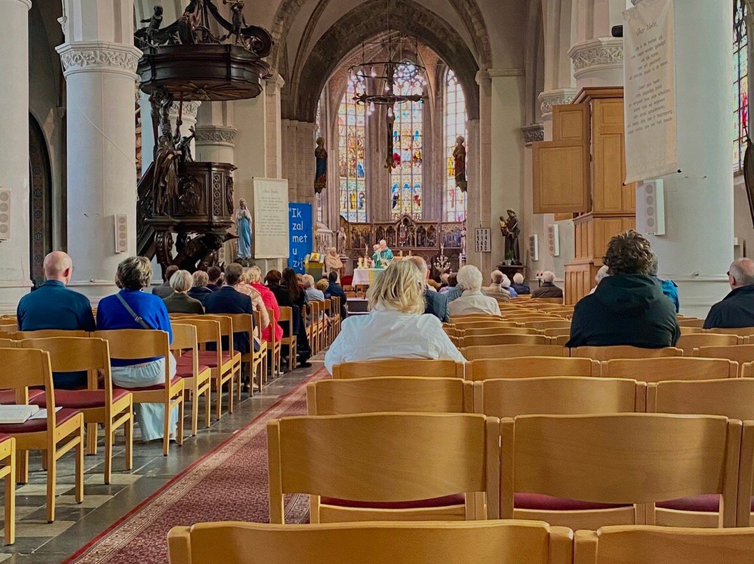 Sint-martinuskerk-Asse必去景点