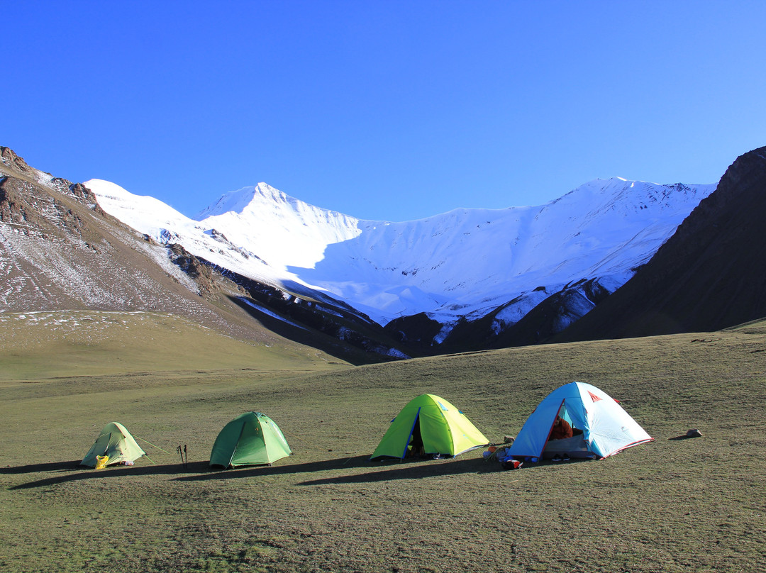 Azerbaijan Mountain Guide-巴库必去景点