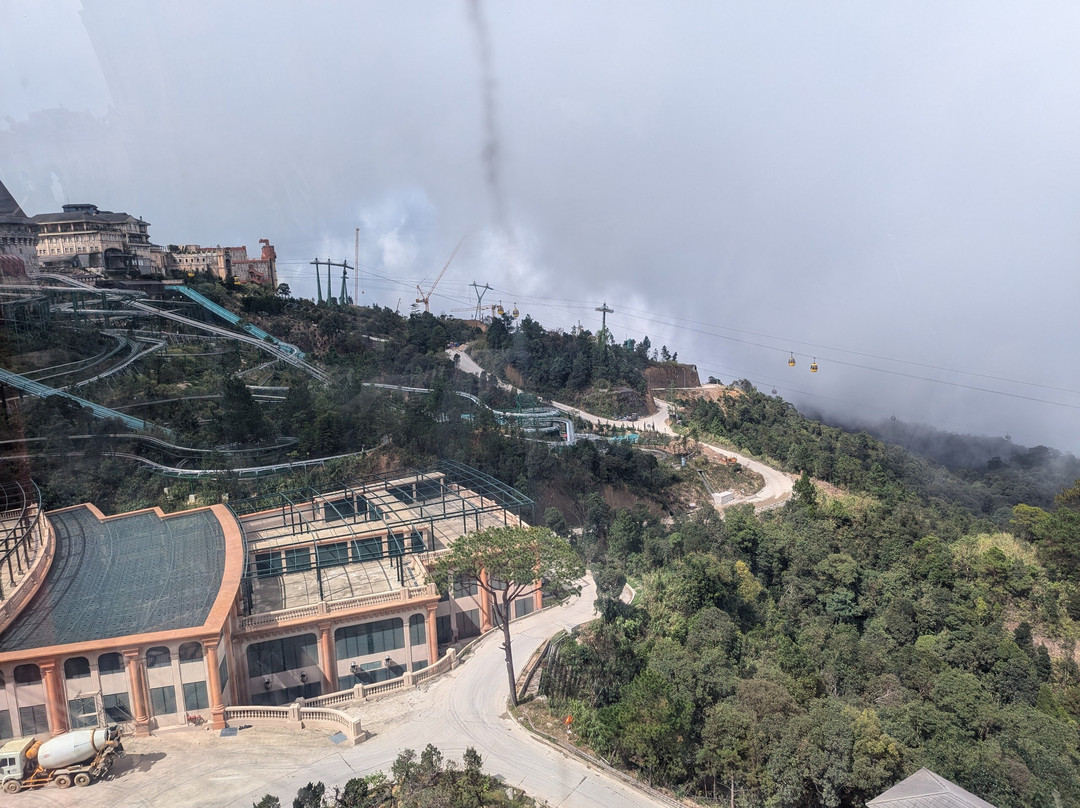 Authenitc Travel DA NANG-岘港必去景点