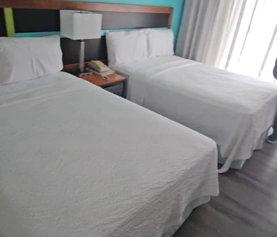 蓝色地平线酒店主图